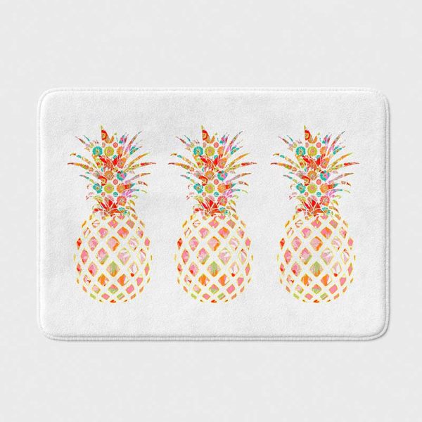 Non slip, absorbant, quick dry, washable white bath mat with tropical pineapple print